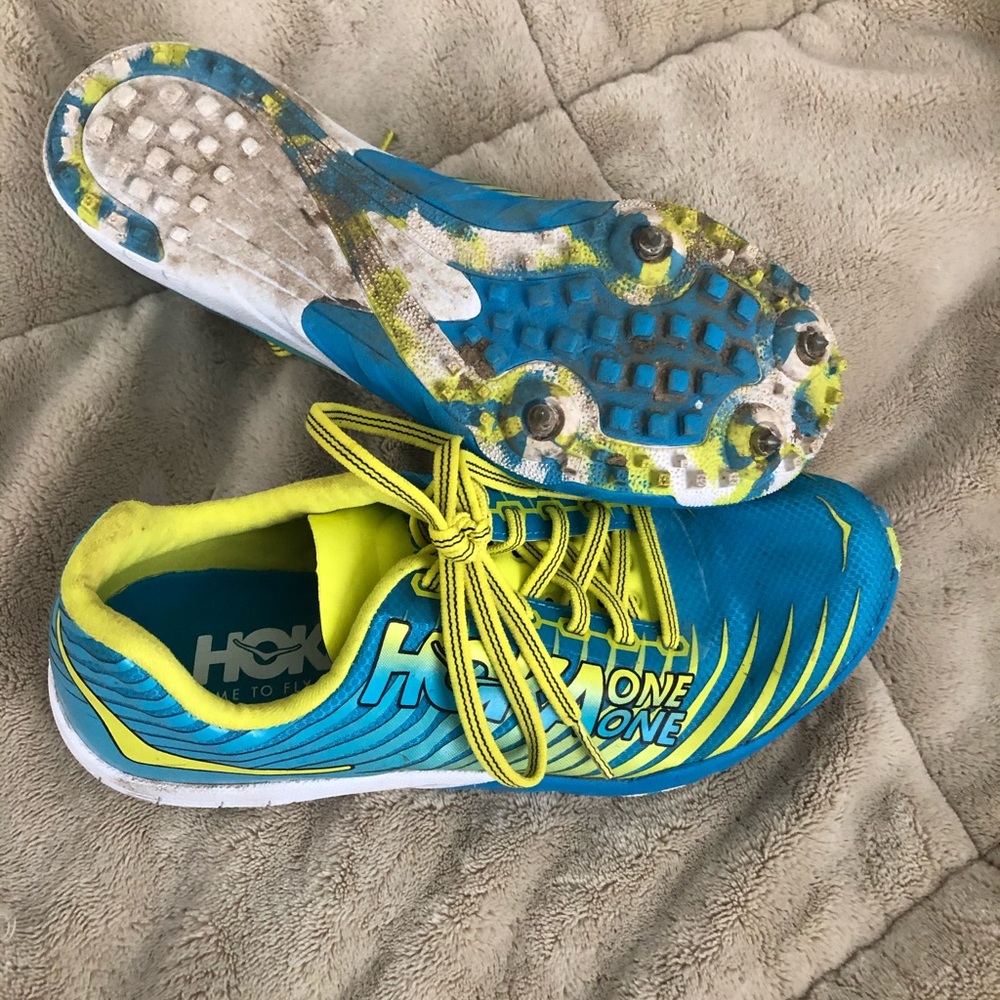 Distance shoes (mile or two mile in track)